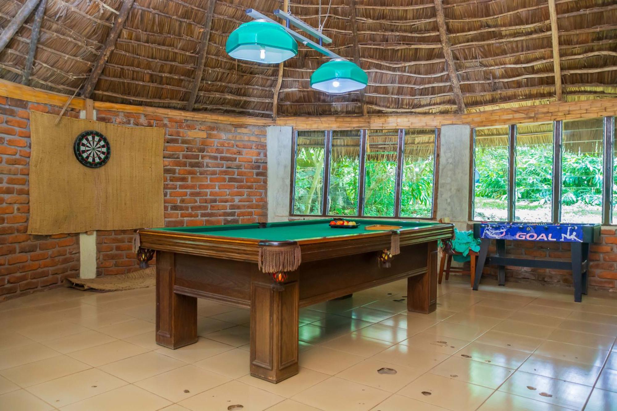 Meru Mbega Lodge *