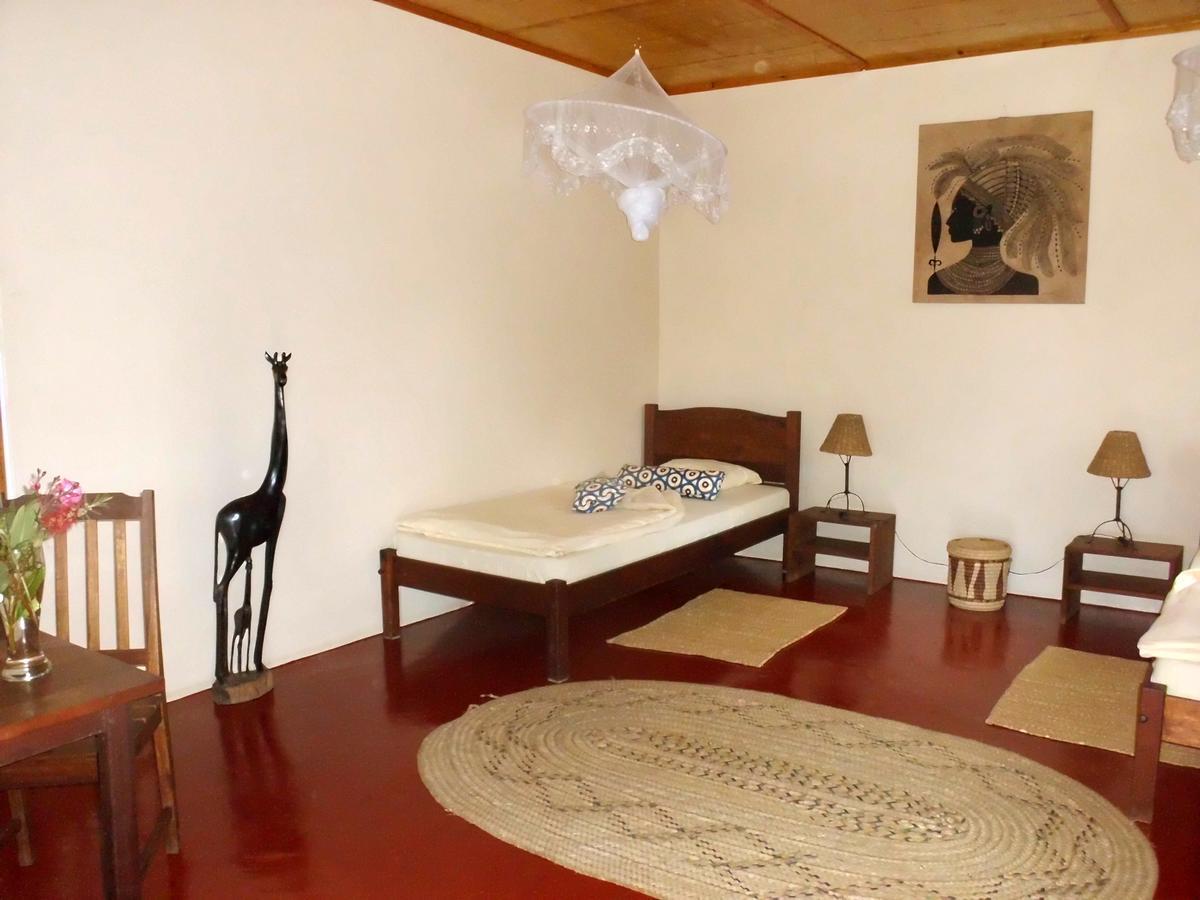 Meru Mbega Lodge *